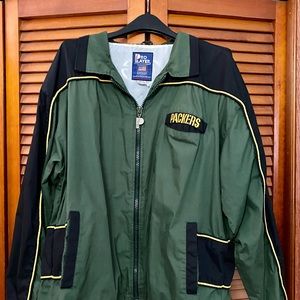 Mens XL Green Bay Packer Full Zip Windbreaker